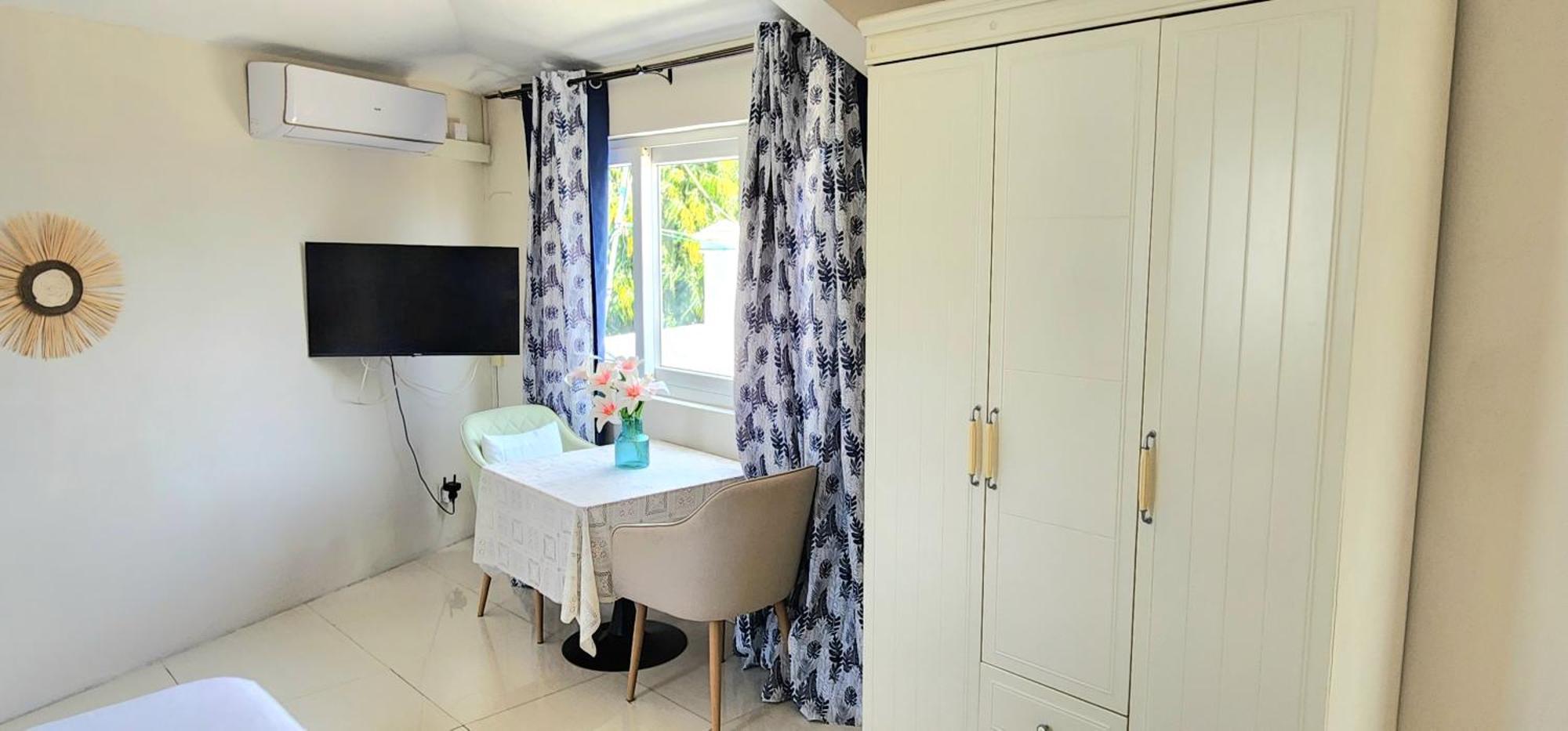 Apartment Lovely With Views Of The Lagoon. Grand Baie